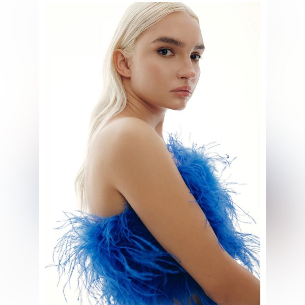 NWT LaMarque Zaina Top maribou feather bandeau bustier cobalt blue Revolve XS - Picture 9 of 10